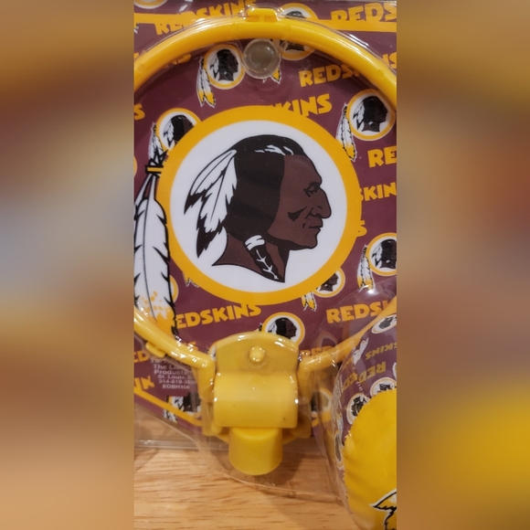Washington Redskins Mini Softee Basketball Hoop Soft Ball Set New Vintage NFL - Picture 4 of 9